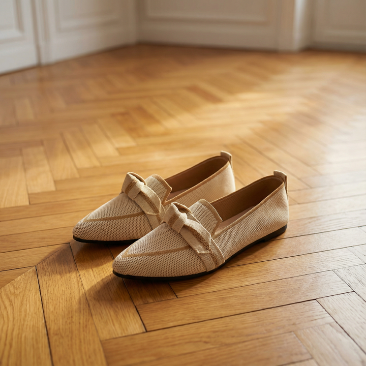 Women’s Cushioned Ballet Flats with Bow Detail