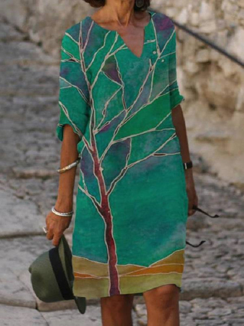 Chic and Flattering Spring V-Neck Three-Quarter Sleeve Dress for Women