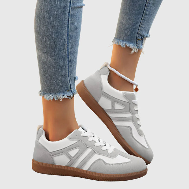 Women’s Wide Toe Sneakers with Arch Support for All-Day Comfort