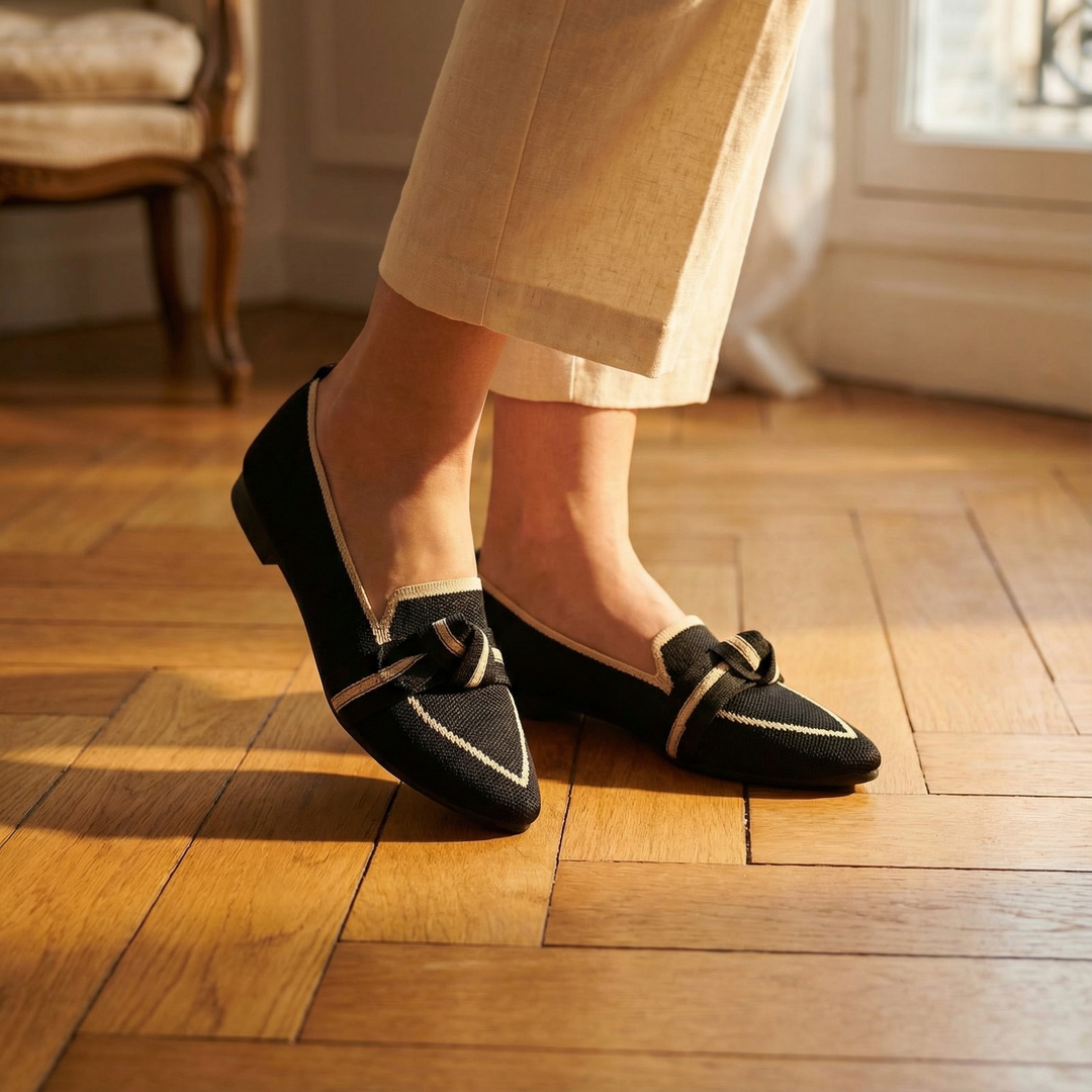 Women’s Cushioned Ballet Flats with Bow Detail