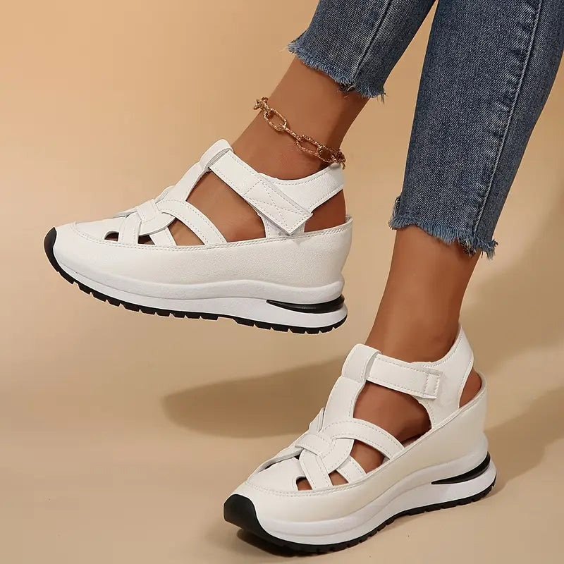 Women’s Comfortable Walking Platform Sandals