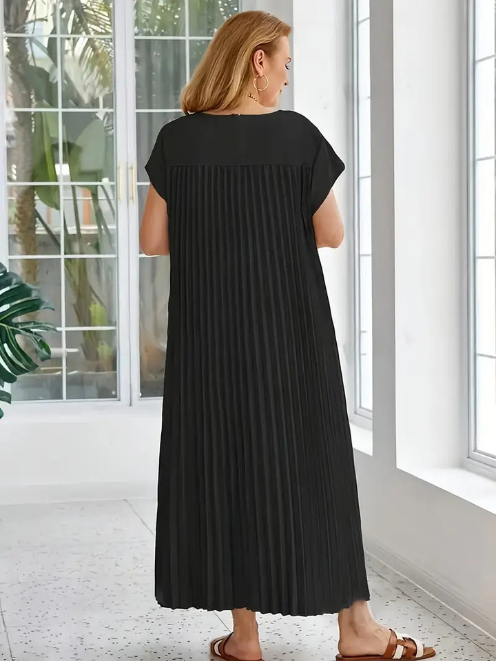 Plissiertes Maxikleid für Damen, leichter Stoff, elegantes und schmeichelhaftes Design