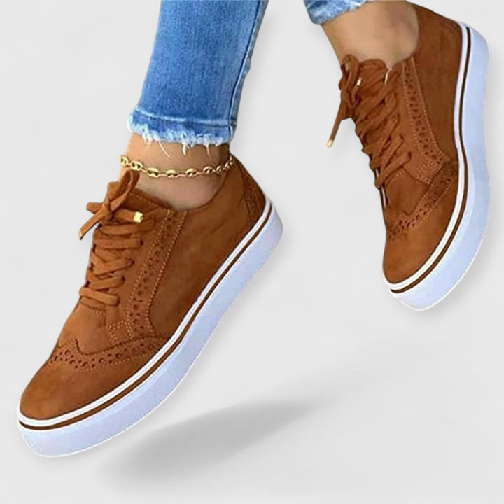 Støttende snøresko til kvinder