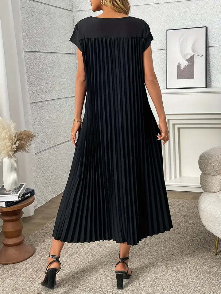 Plissiertes Maxikleid für Damen, leichter Stoff, elegantes und schmeichelhaftes Design