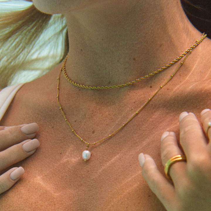 Women’s Necklace Natural Pearl Pendant Stainless Steel Adjustable