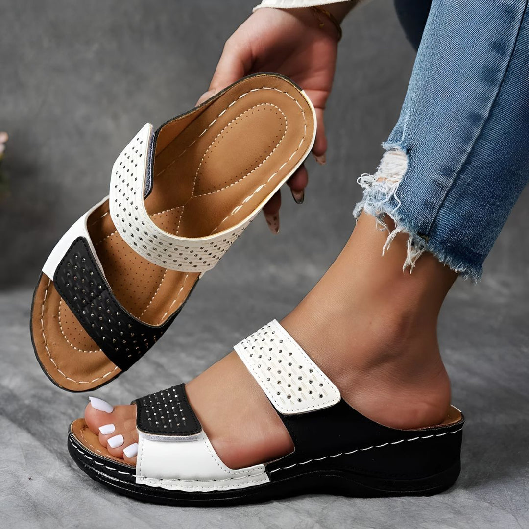 Casual Sandals | Comfortable, Flexible structure and breathable design