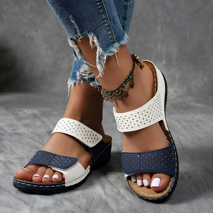 Casual Sandals | Comfortable, Flexible structure and breathable design