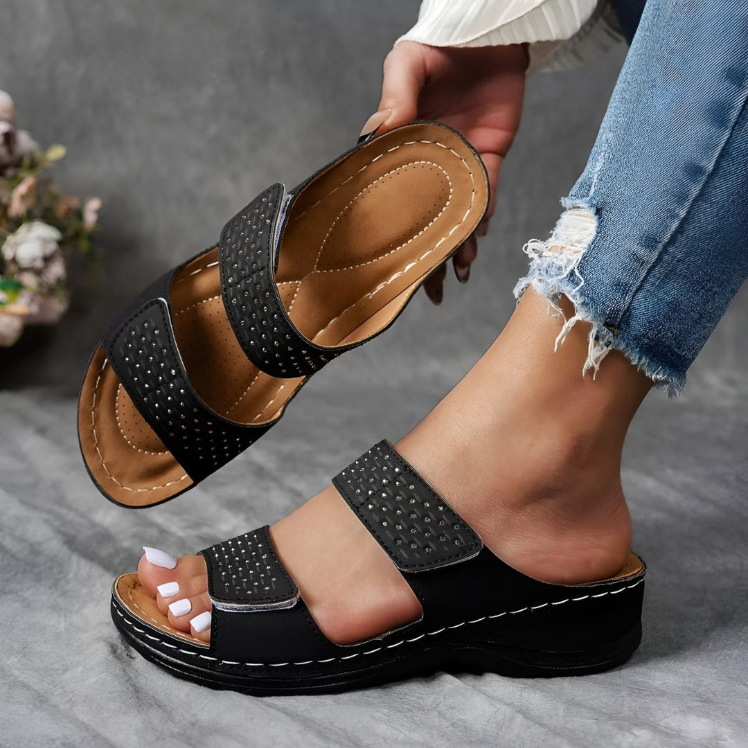 Casual Sandals | Comfortable, Flexible structure and breathable design