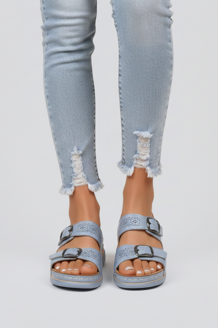 Damskie płaskie, wsuwane sandały z odkrytymi palcami i paskami na sprzączkę