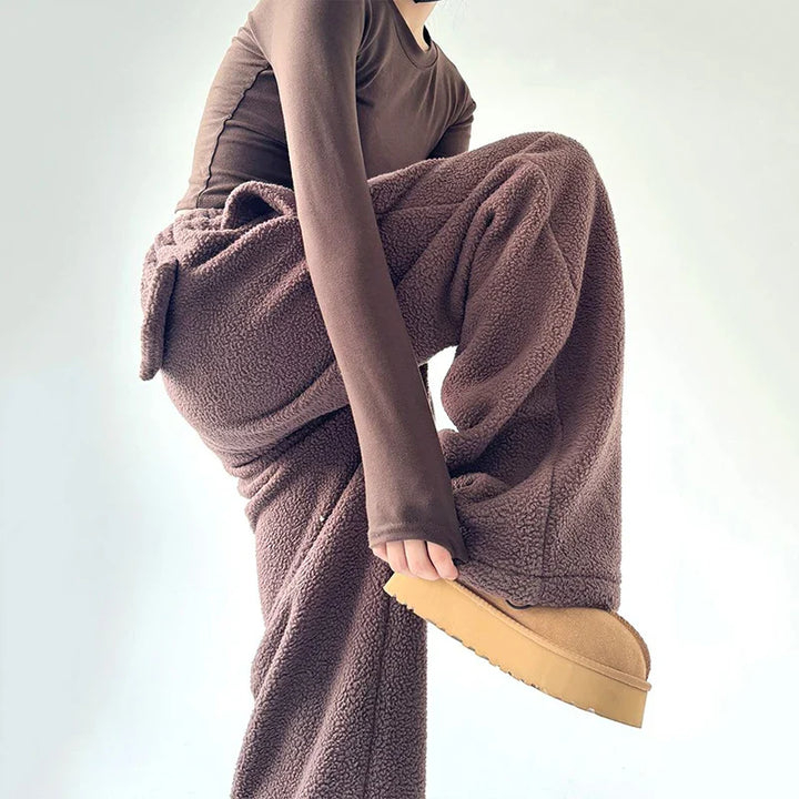 Cozy Plush Wide-Leg Fleece Pants for All-Day Comfort