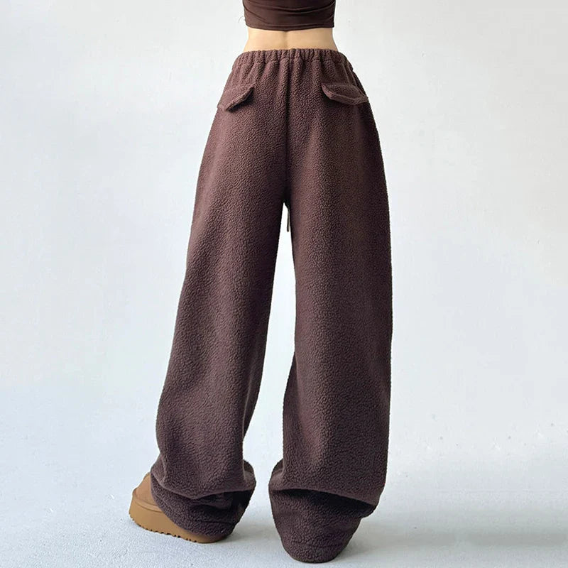 Cozy Plush Wide-Leg Fleece Pants for All-Day Comfort