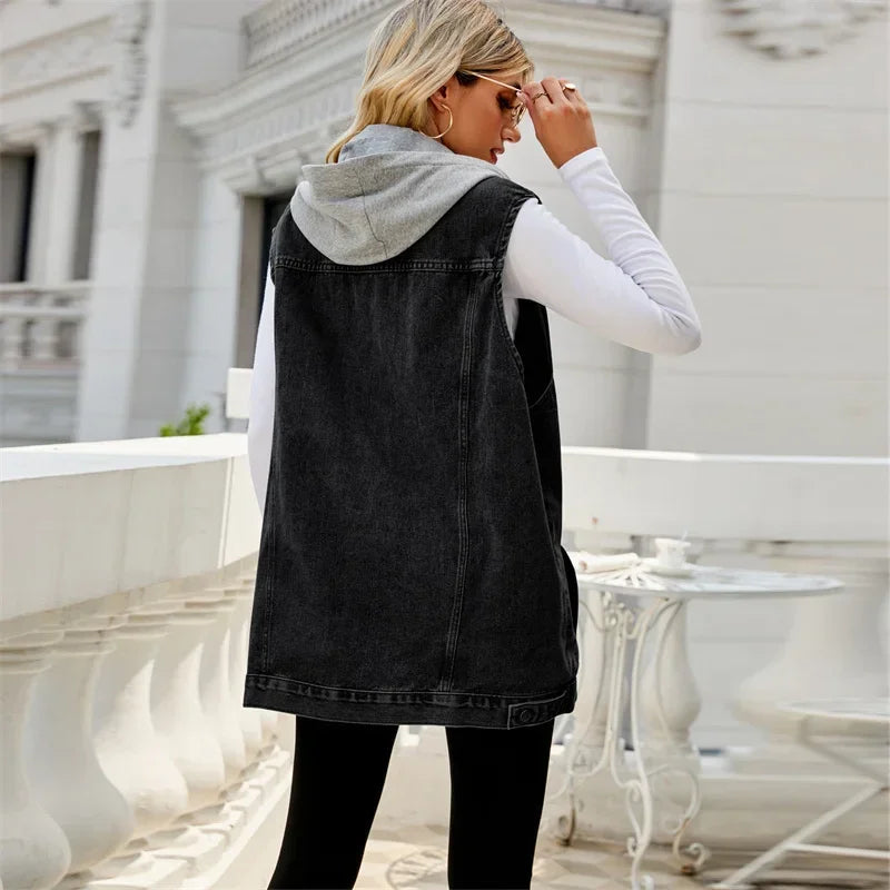 Gilet in denim oversize con cappuccio per stratificazioni senza sforzo