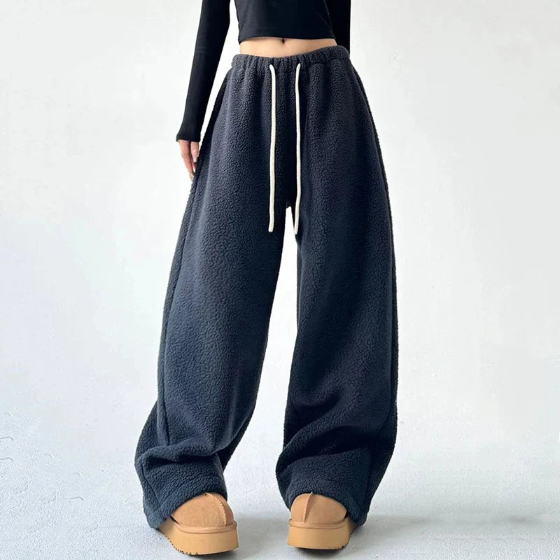 Cozy Plush Wide-Leg Fleece Pants for All-Day Comfort