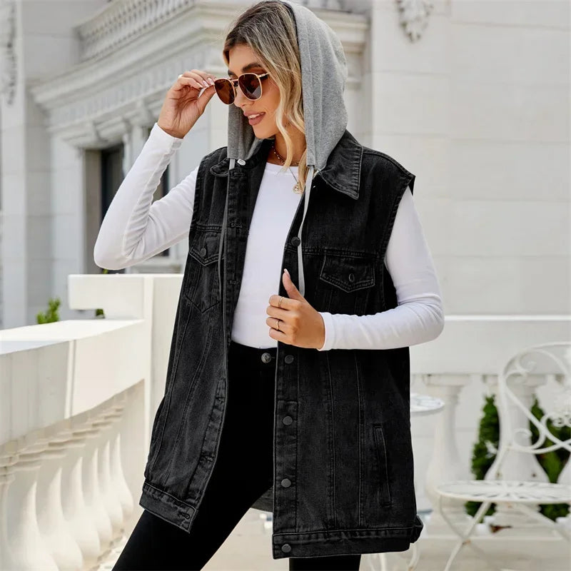 Gilet in denim oversize con cappuccio per stratificazioni senza sforzo