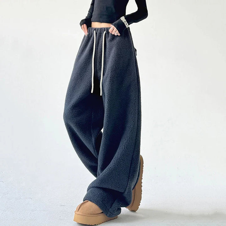 Cozy Plush Wide-Leg Fleece Pants for All-Day Comfort