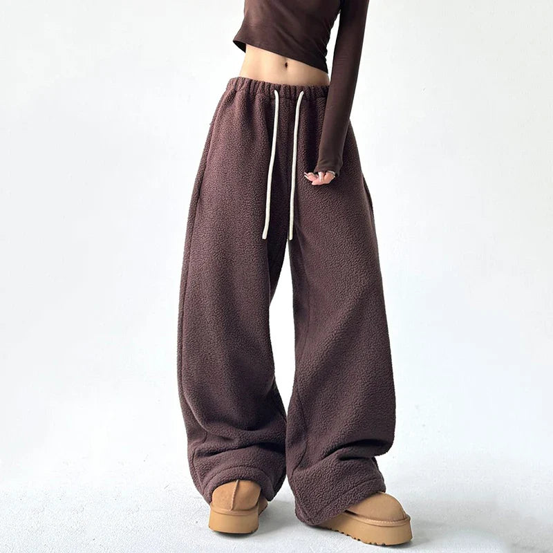 Cozy Plush Wide-Leg Fleece Pants for All-Day Comfort