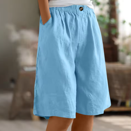Women’s Loose Summer Shorts – Breathable Fabric with Sleek, Flexible Design