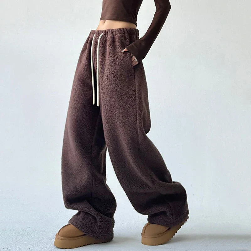 Cozy Plush Wide-Leg Fleece Pants for All-Day Comfort