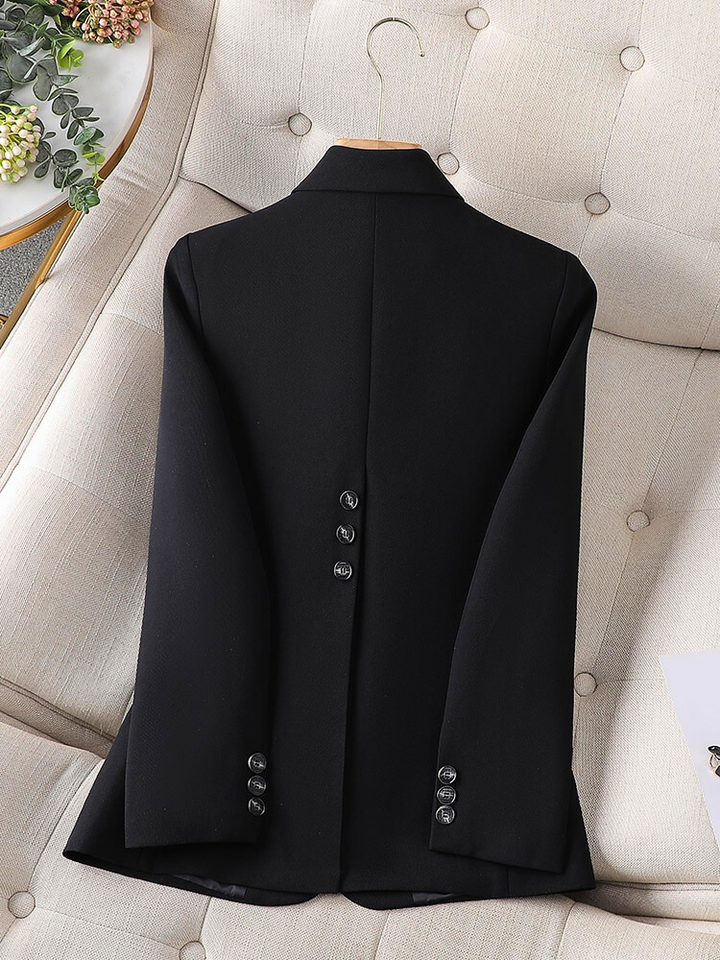 Marynarka Wizytowa Damska | Dopasowany krój i dwurzędowy krój