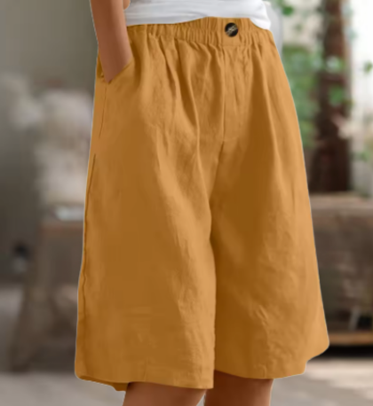 Women’s Loose Summer Shorts – Breathable Fabric with Sleek, Flexible Design
