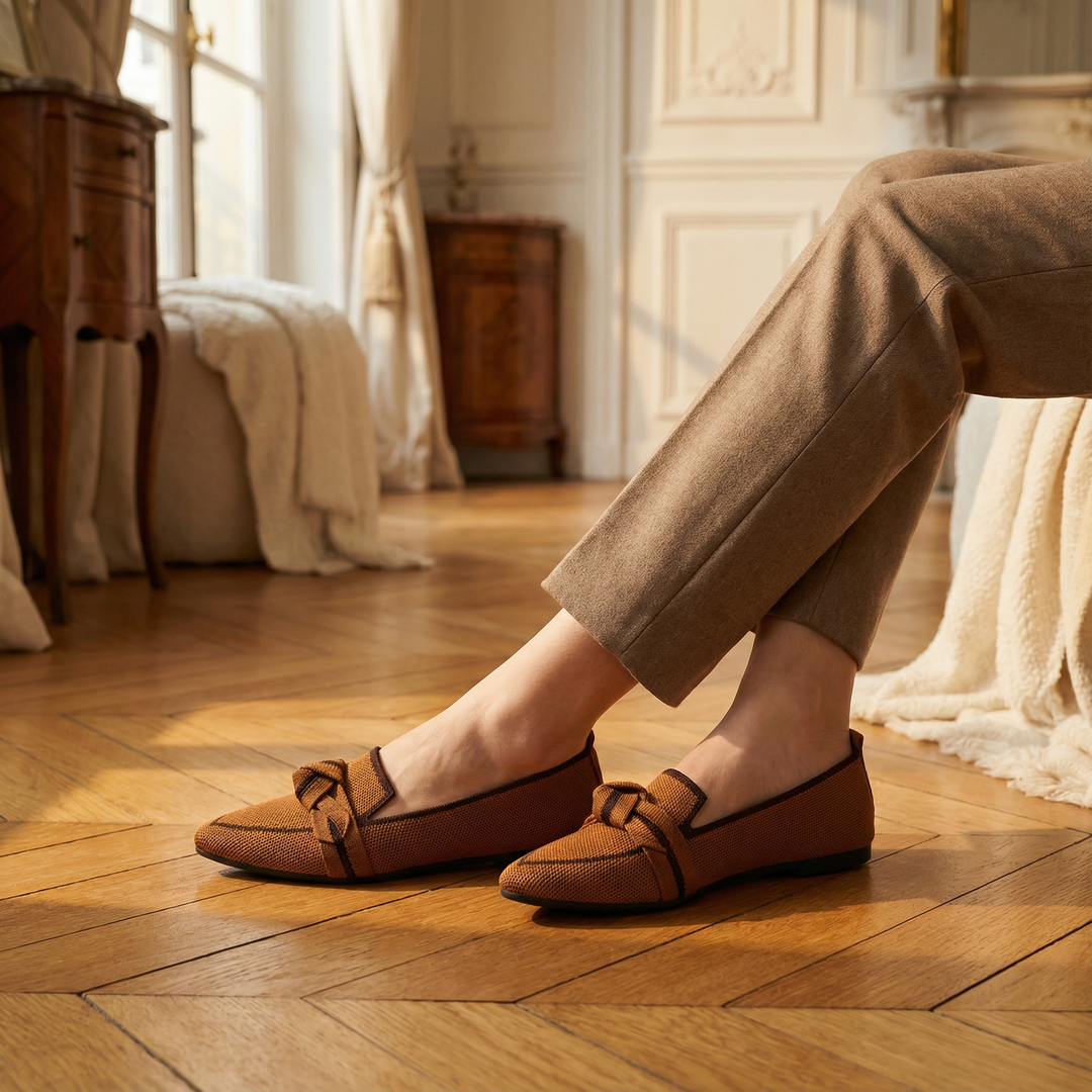 Women’s Cushioned Ballet Flats with Bow Detail