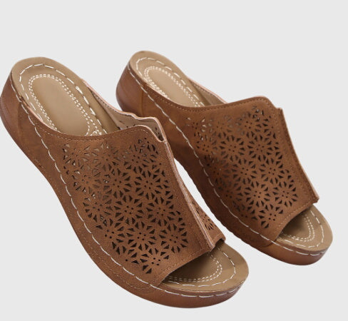 Women’s Slip-On Platform Sandals with Arch Support for All-Day Comfort