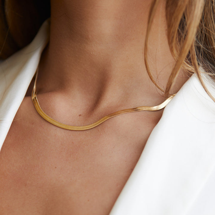 Women’s Choker Necklace Gold Herringbone Stainless Steel Adjustable