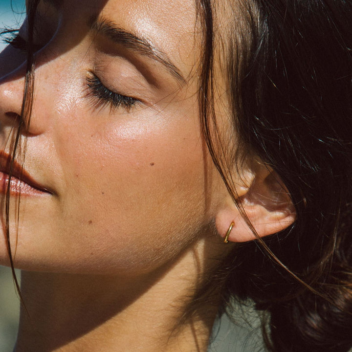 Women Tiny Huggie Earrings 18k Gold Stainless Steel Waterproof